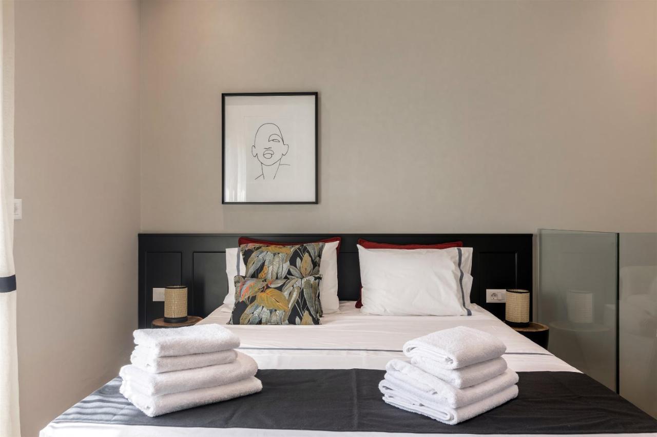 Andrews Luxury Suites Near The Airport 伊拉克利翁 外观 照片